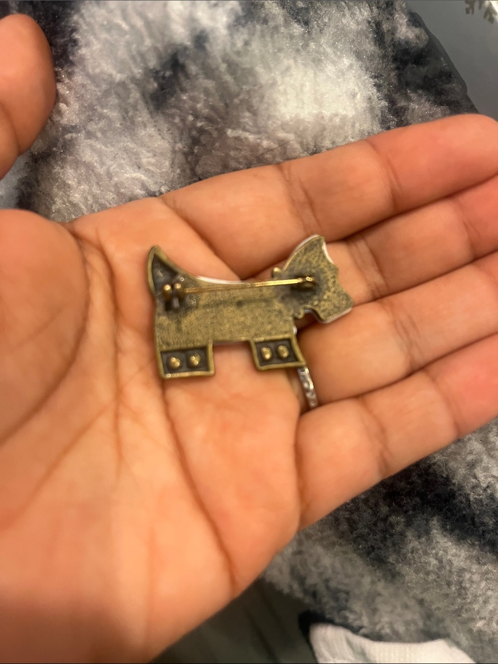 Austrian Crystal, Black Scotty Dog Brooch - Picture 2 of 4